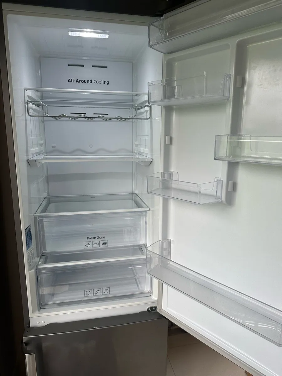 Samsung Fridge freezer - Image 4