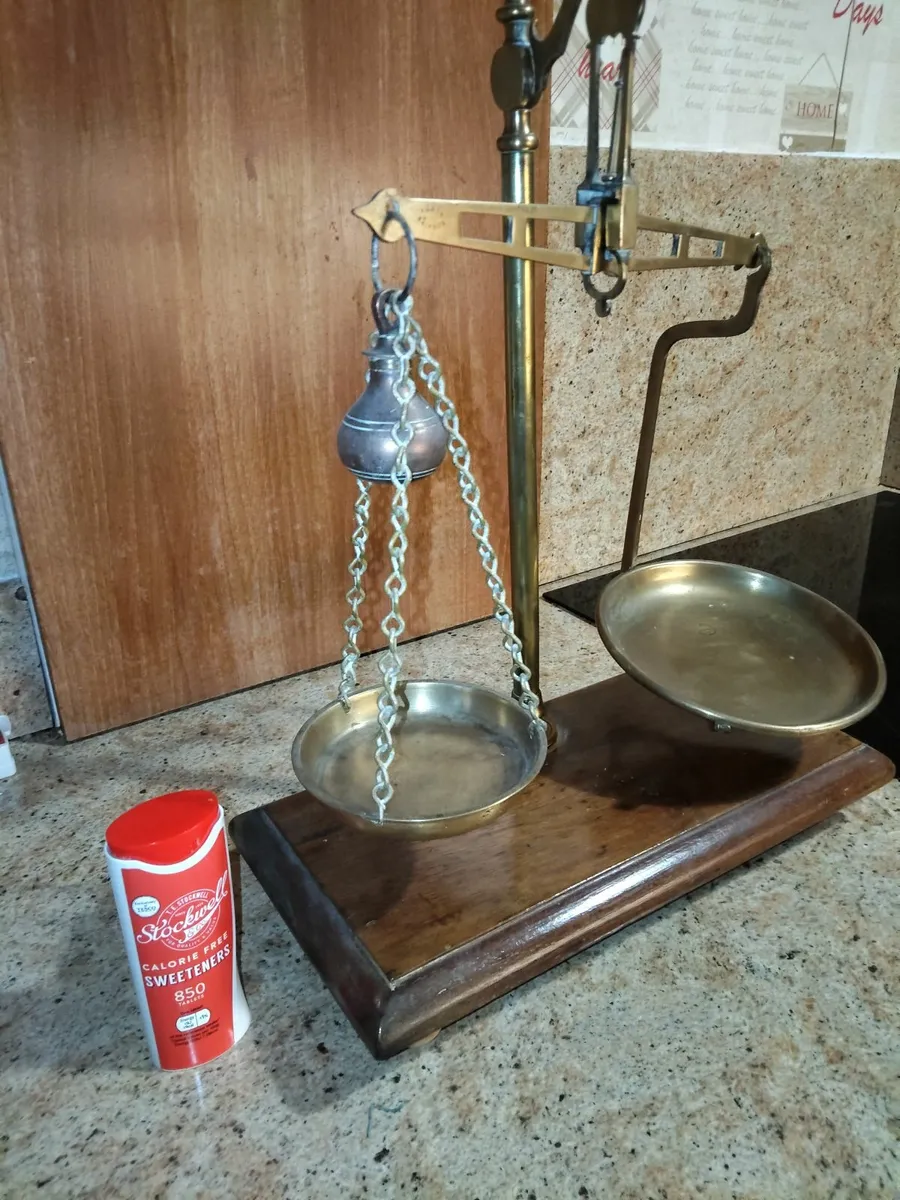 Antique Brass Beam weighing scales - Image 4