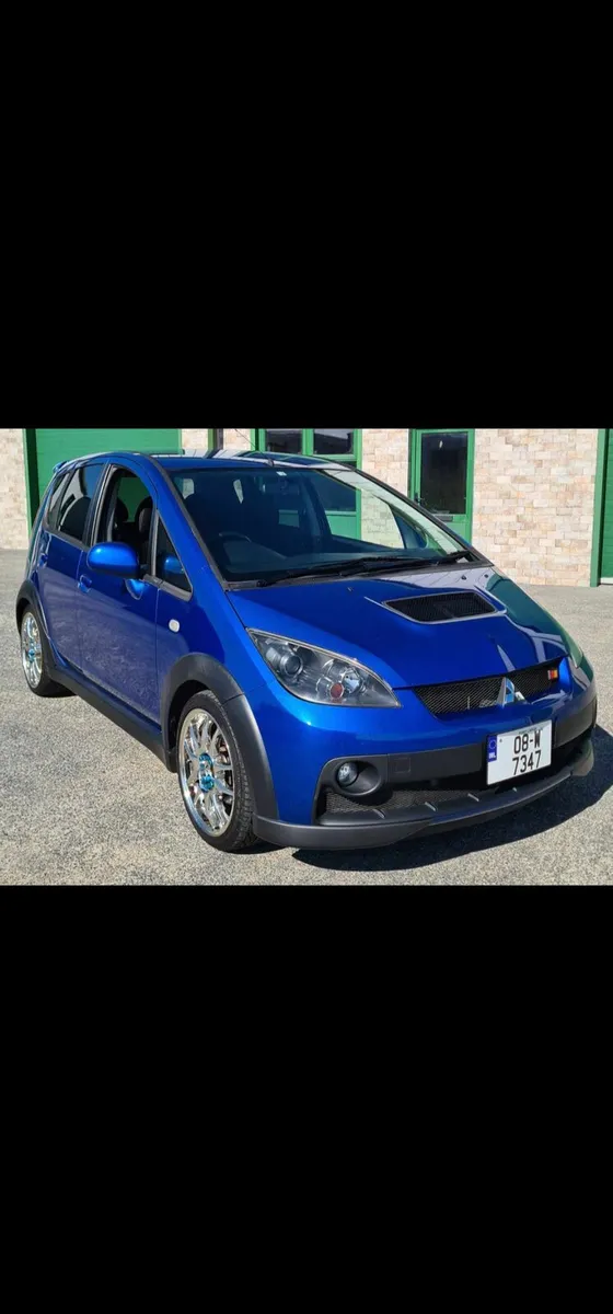 Mitsubishi Colt Ralliart Version-R - Image 2