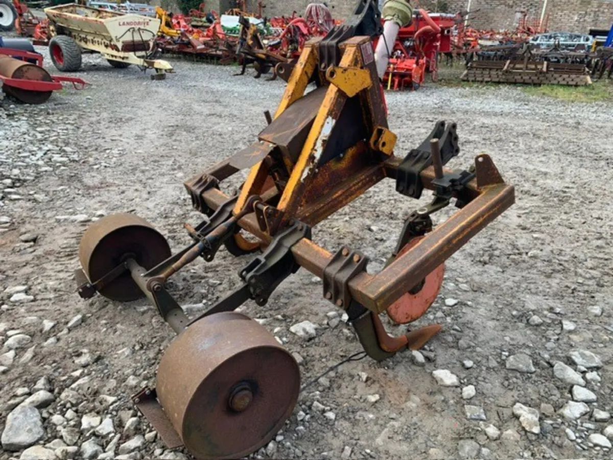 MCCONNEL 2 LEG GRASSLAND SHAKERATOR - Image 2