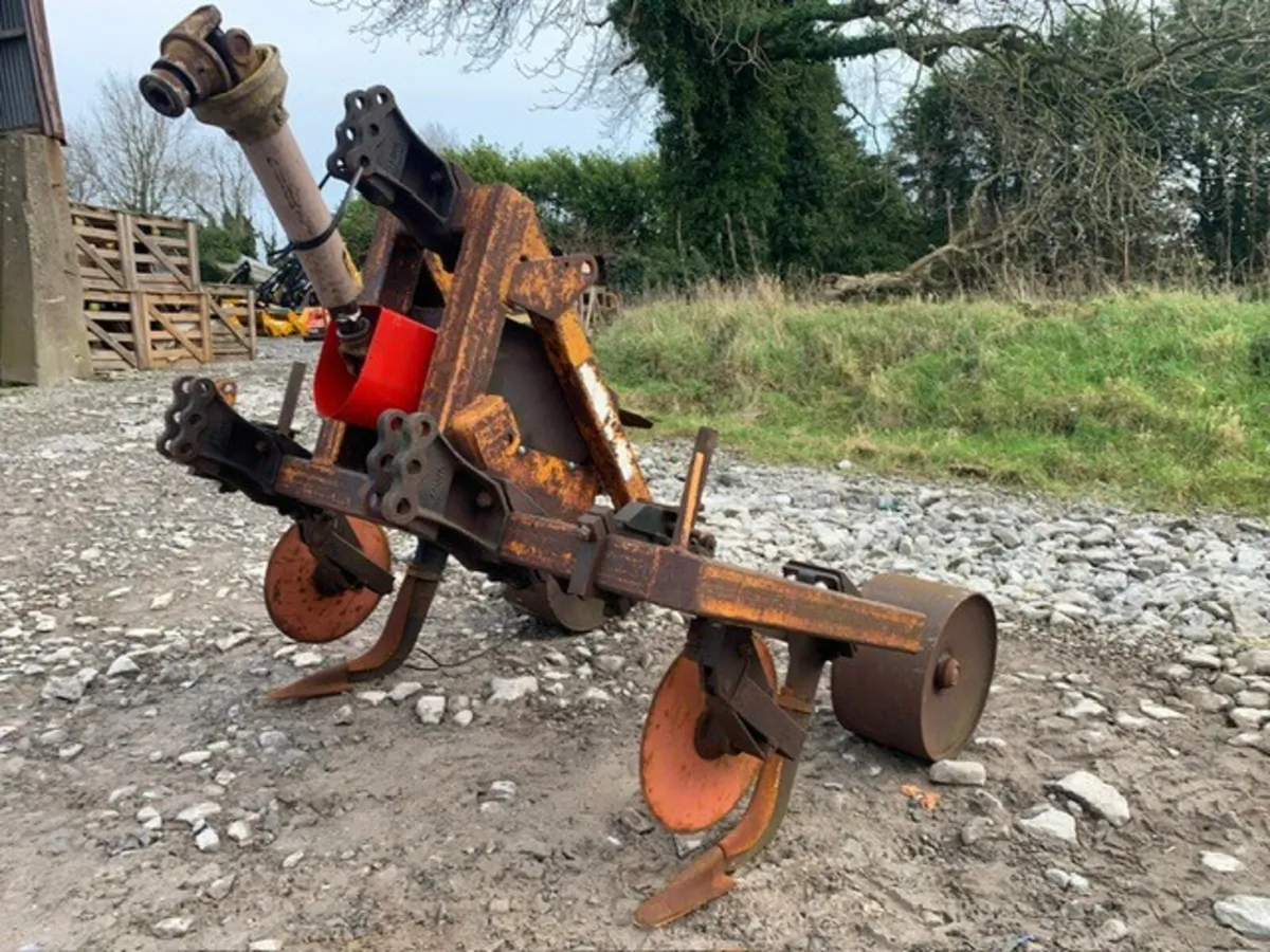 MCCONNEL 2 LEG GRASSLAND SHAKERATOR - Image 4