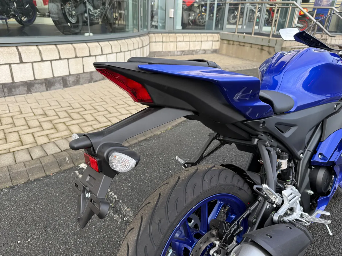 Brand New Yamaha YZF-R125 Special Offer - Image 4