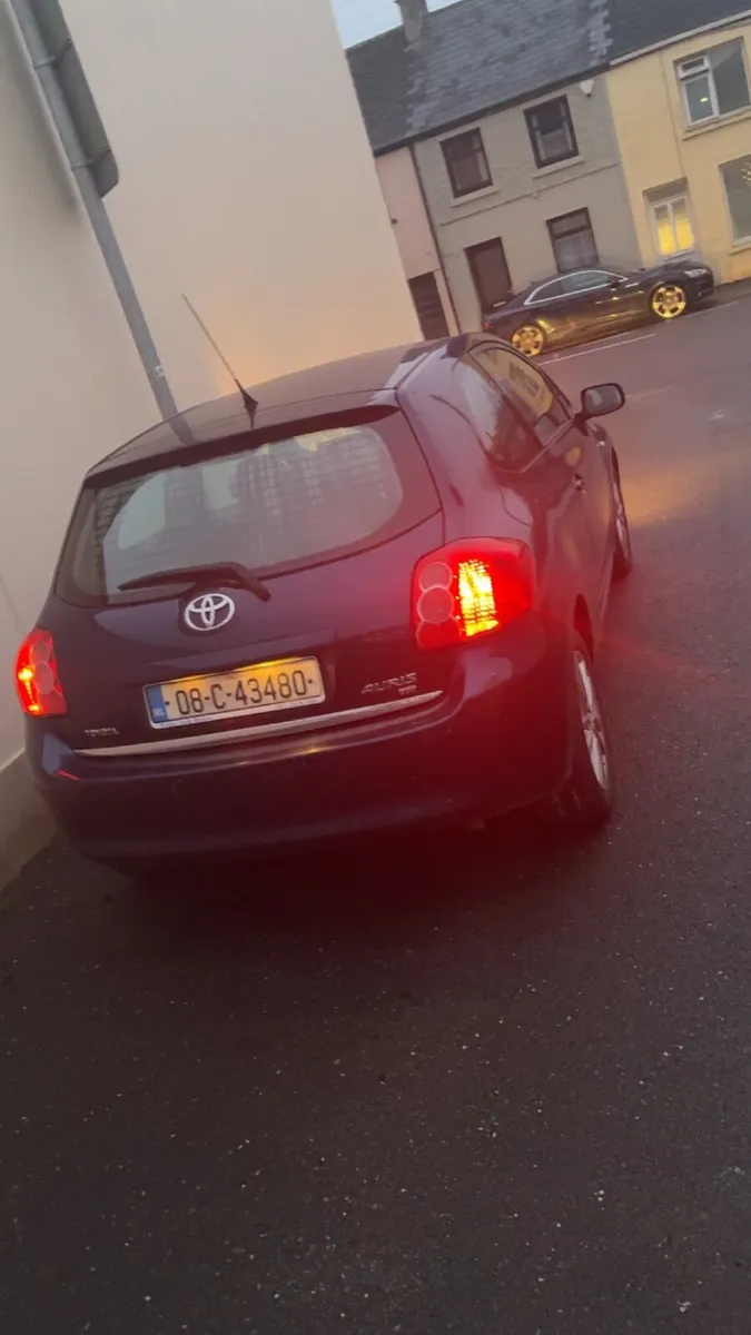 Toyota Auris 2008 - Image 1