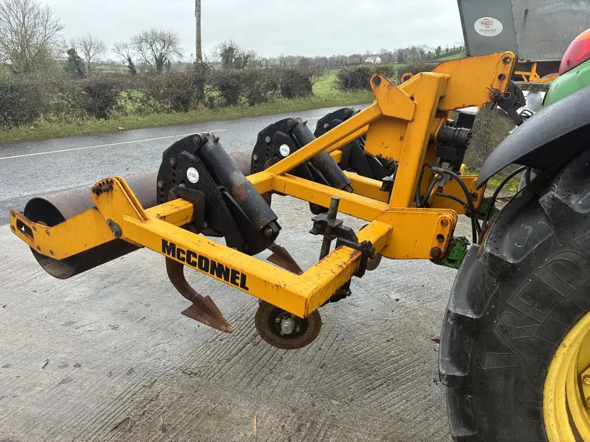 MCCONNEL 2.5M 3 LEG AUTO RESET SHAKERATOR - Image 4