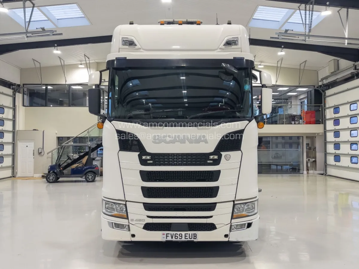 2019 (69) SCANIA R450 HIGHLINE - Image 2