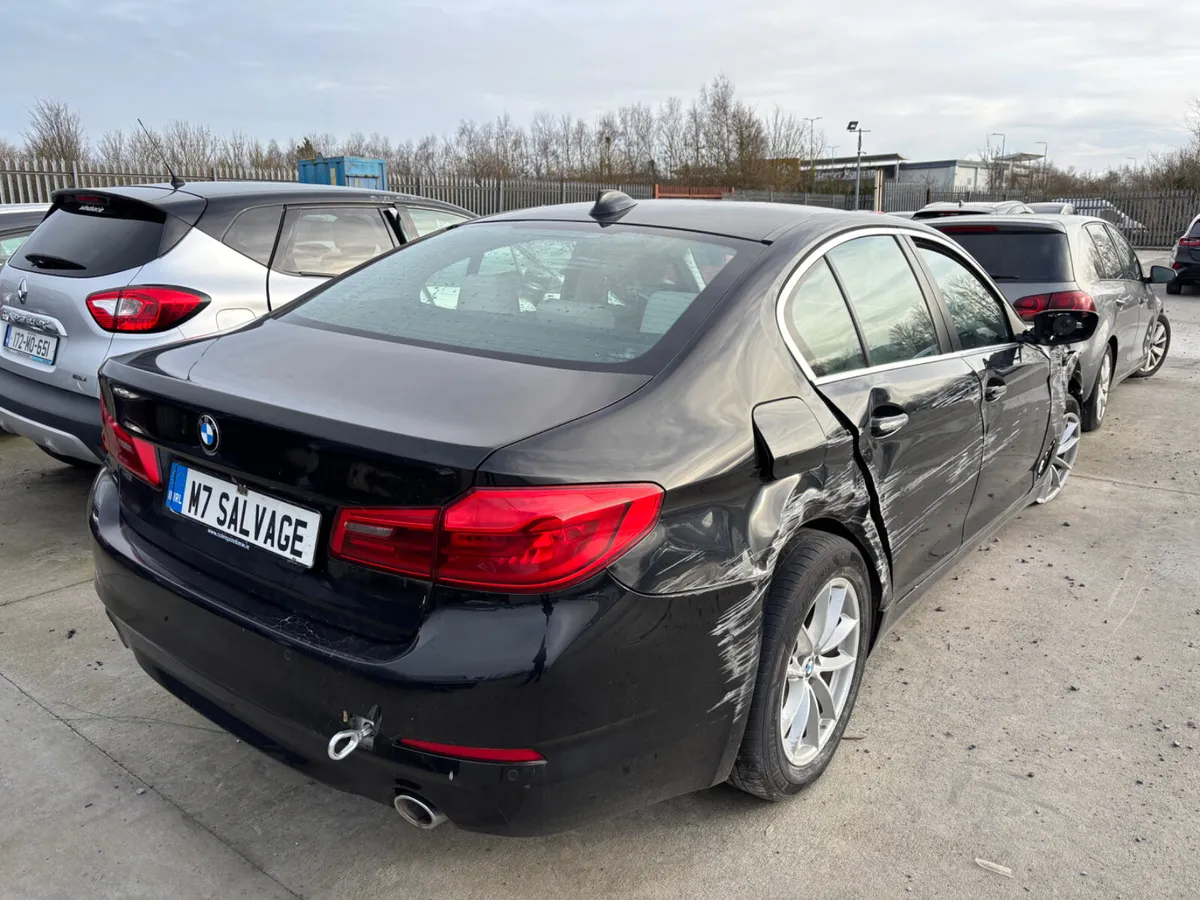 17 BMW 520d Auto SE 180km Starting 220km - Image 3