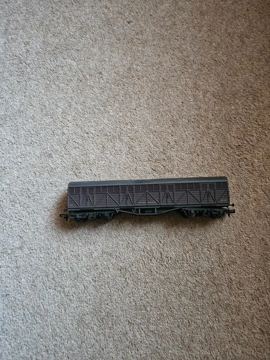 Hornby Lima OO Gauge Parcel Van