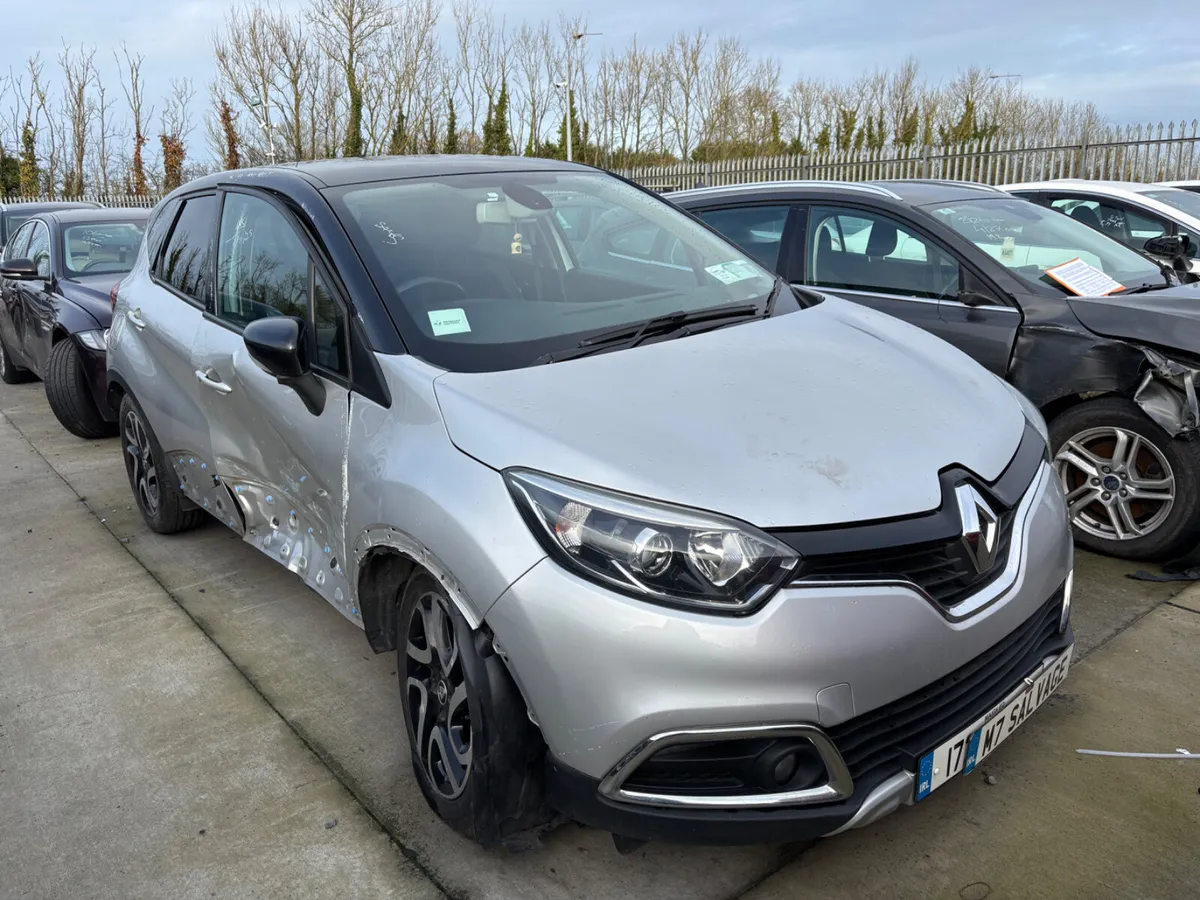 17 Captur Signatur 1.5 Diesel 200km Starting - Image 2