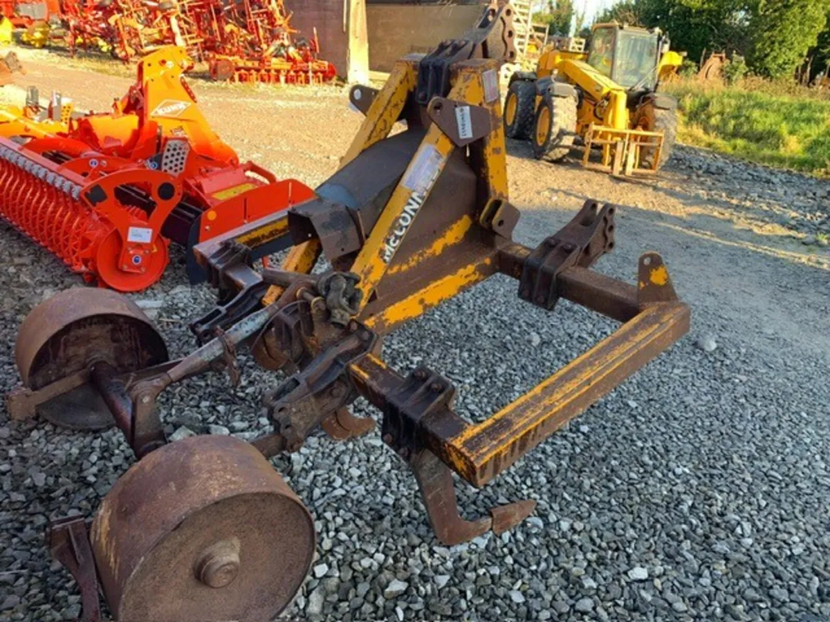 MCCONNEL 3 LEG SHAKERATOR VIBRATING SUBSOILER - Image 3