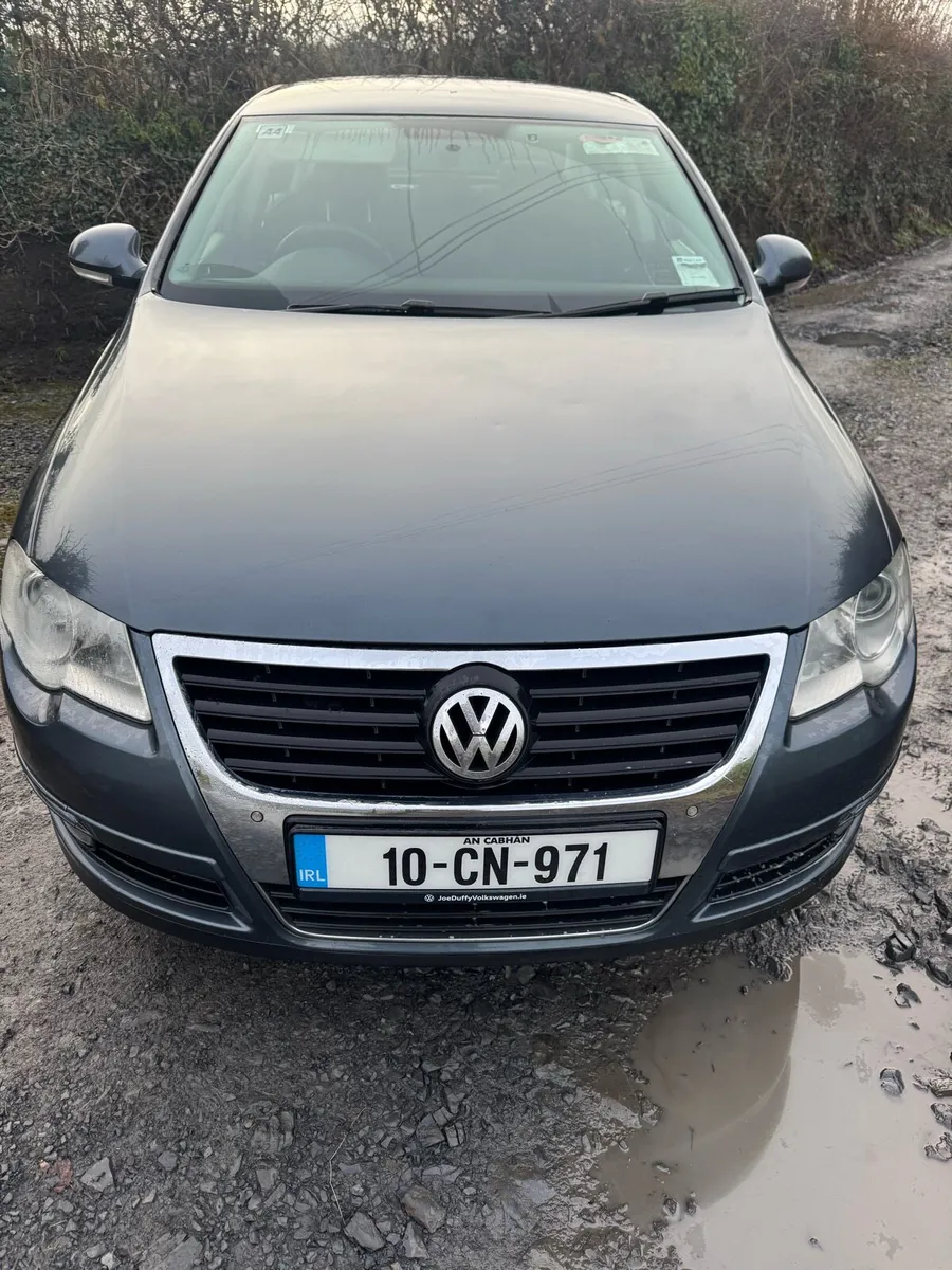2010 Passat low mileage - Image 2