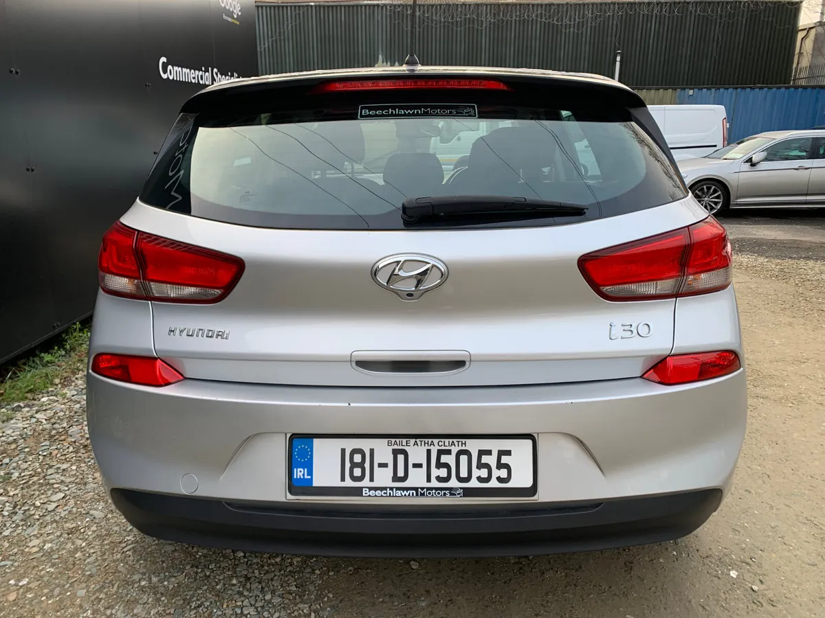 HYUNDAI I30 1.6 CRDI DELUXE 5DR - Image 4