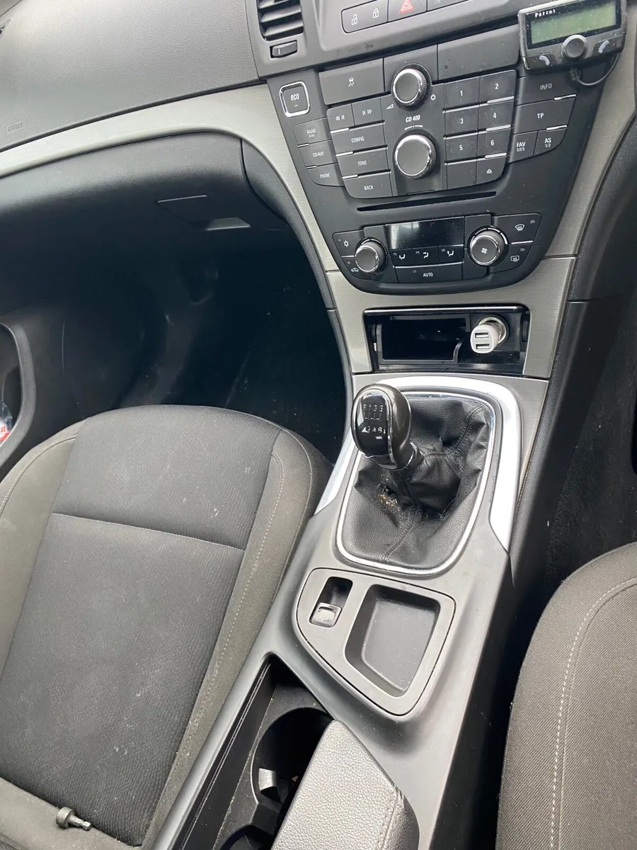 Vauxhall Insignia 2012 - Image 3