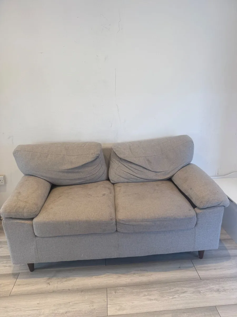 3 + 2 sofa - Image 2