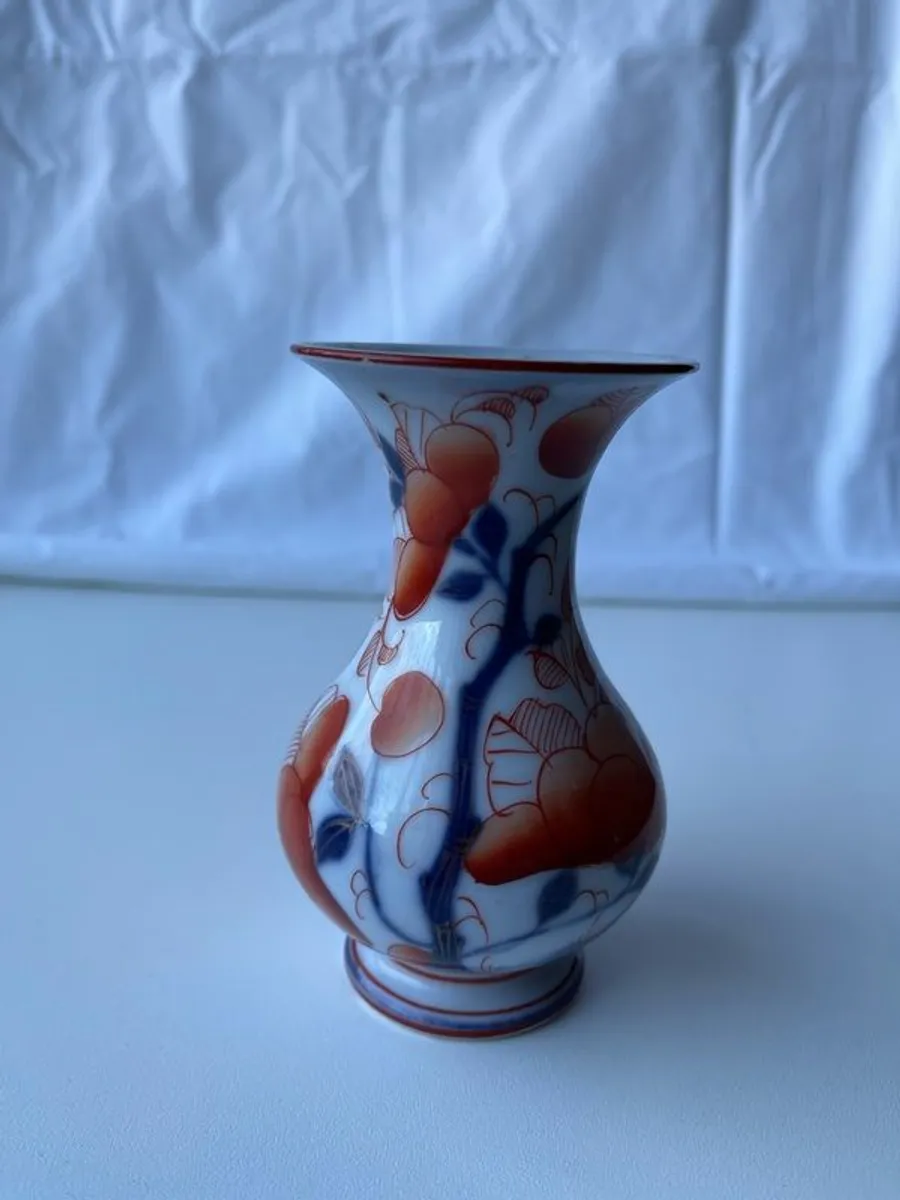Pretty chinese vase - Image 2
