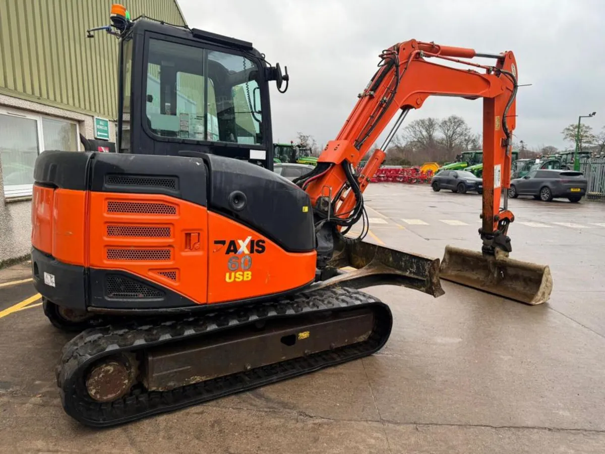 HITACHI ZX60 USB - 3, 5112 HOURS - Image 3