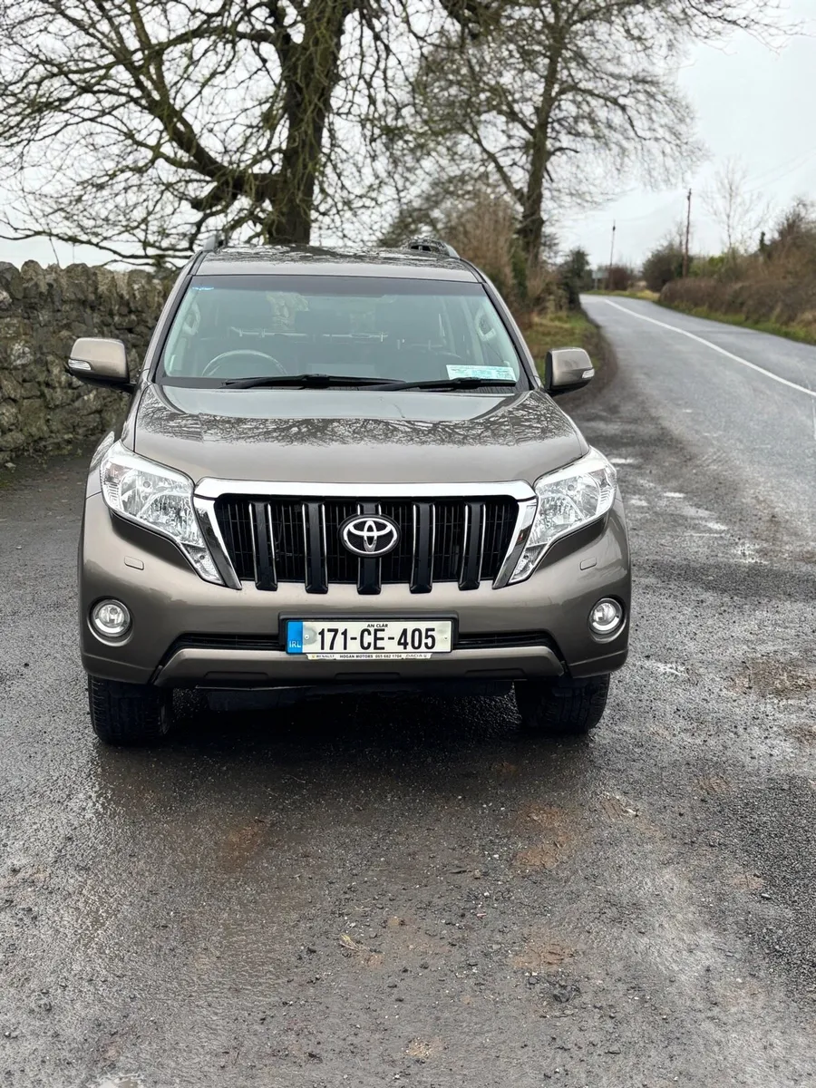 Toyota Land Cruiser - Image 4