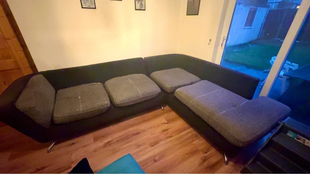 L shaped couch FREE - Image 4