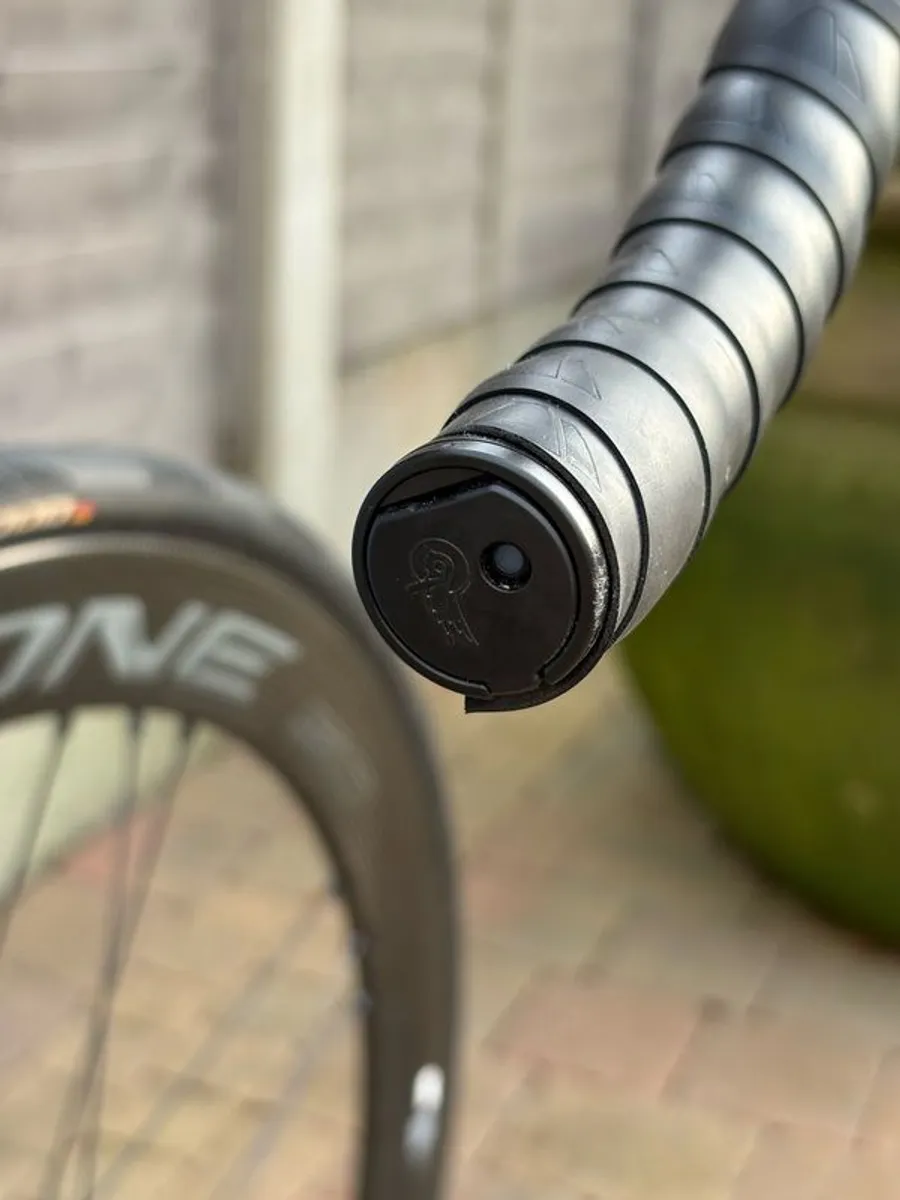 Canyon Ultimate CF SLX 9.0 Movistar Edition - Image 4