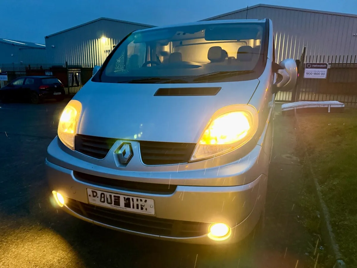 2013 Renault Trafic Sport 2.0 Very Clean - Image 2