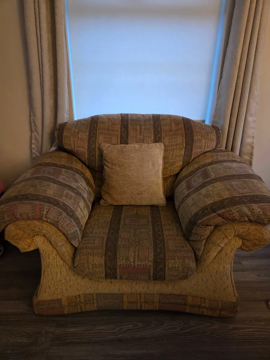 Couch 2 chairs 2 large wardrobes double bed - Image 2