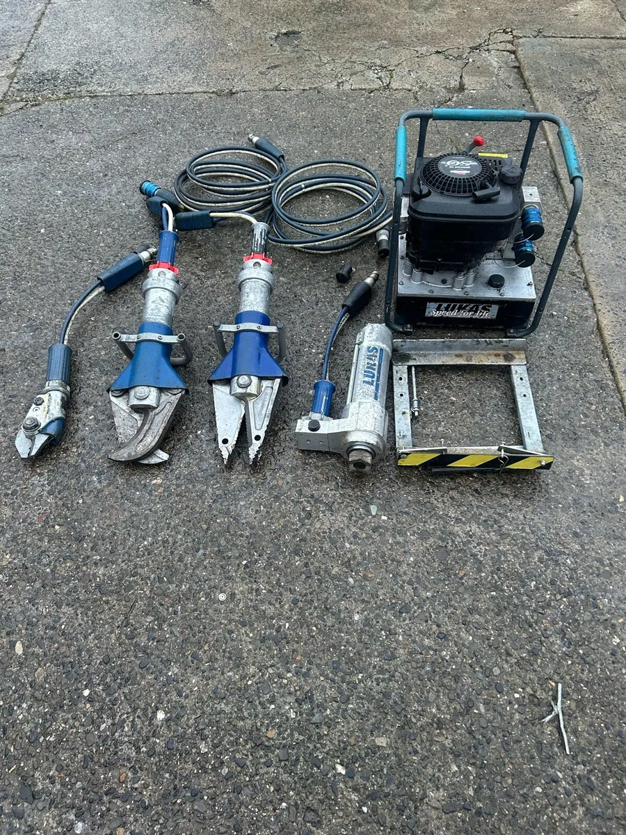 Jaws of life - Image 1