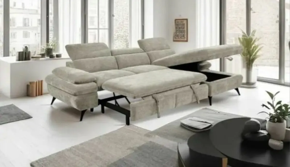 Hannah Cream Suite / LHF or RHF. Free delivery - Image 2