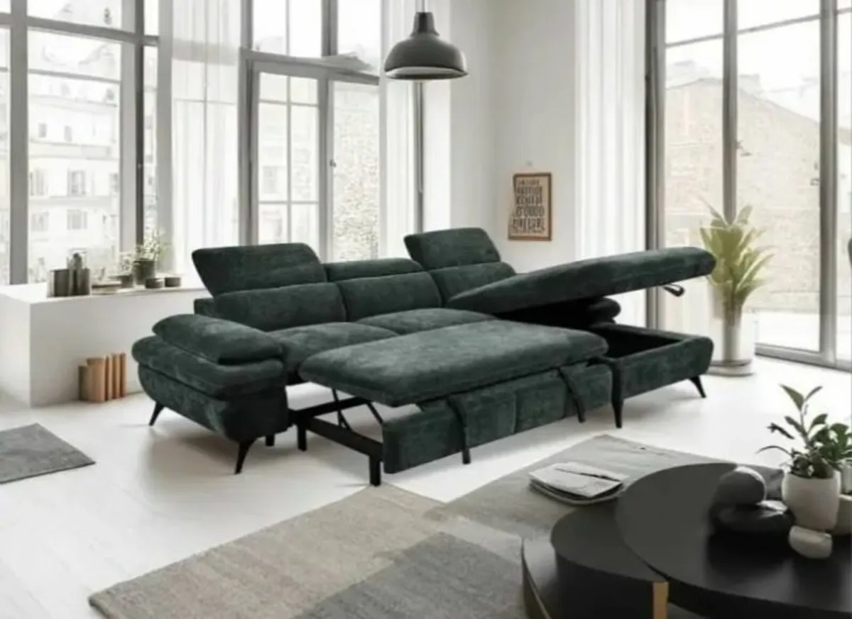 Hannah Green Suite / LHF or RHF. - Image 2