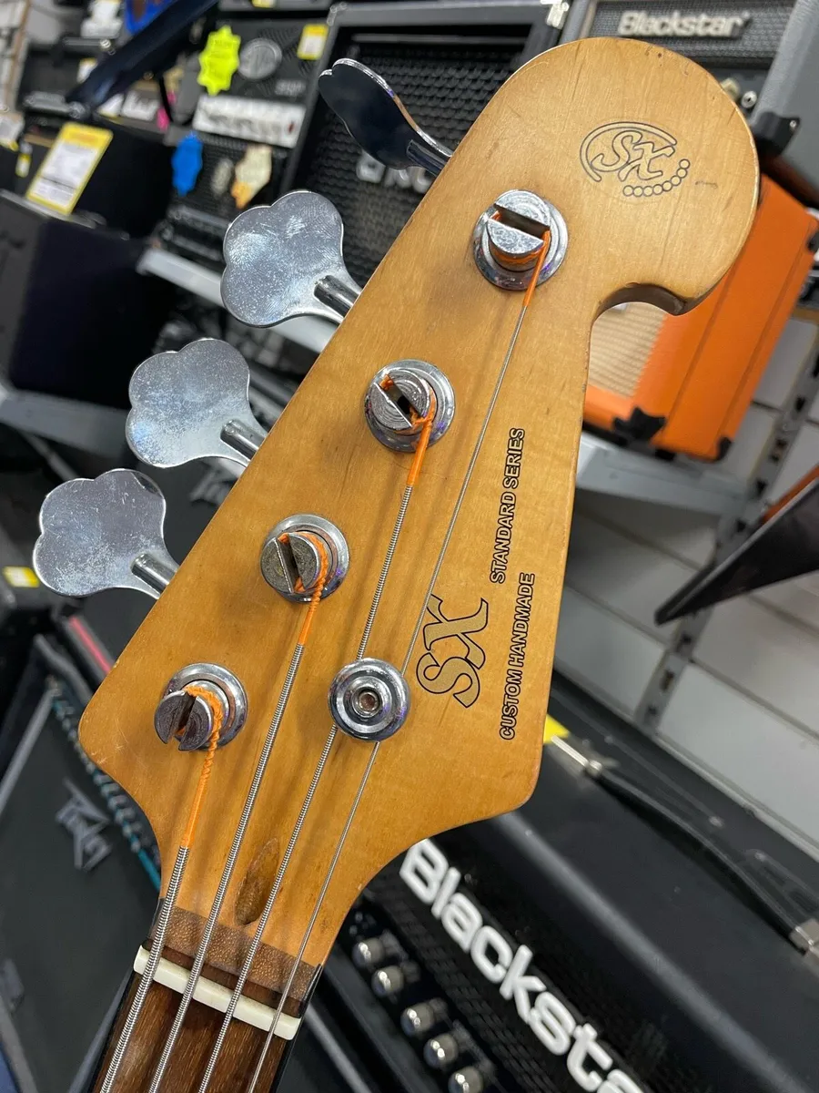 SX P-Bass - Image 3