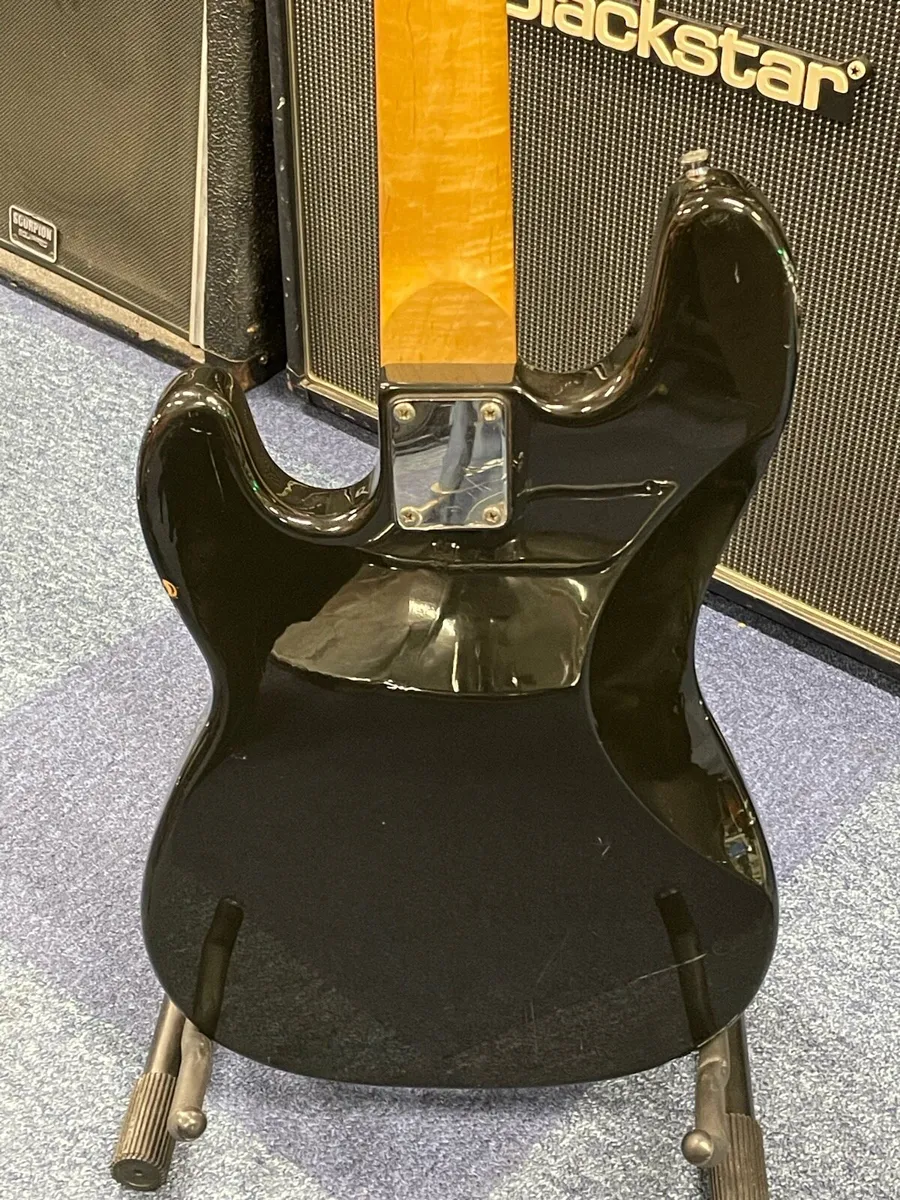 SX P-Bass - Image 4