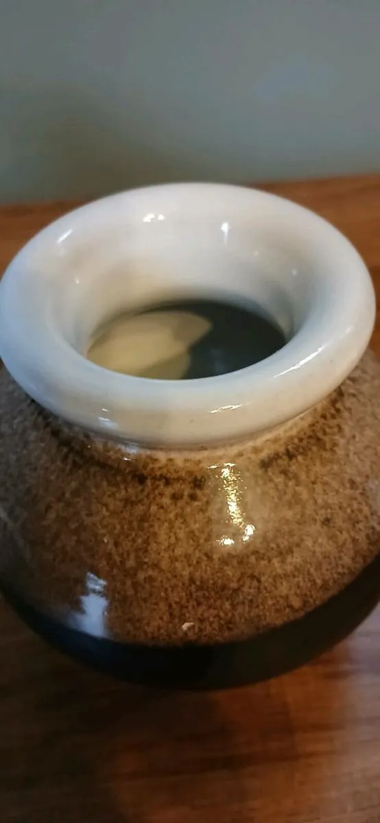 Stephen Pearce and Shanagarry Pottery Bud Vases - Image 3