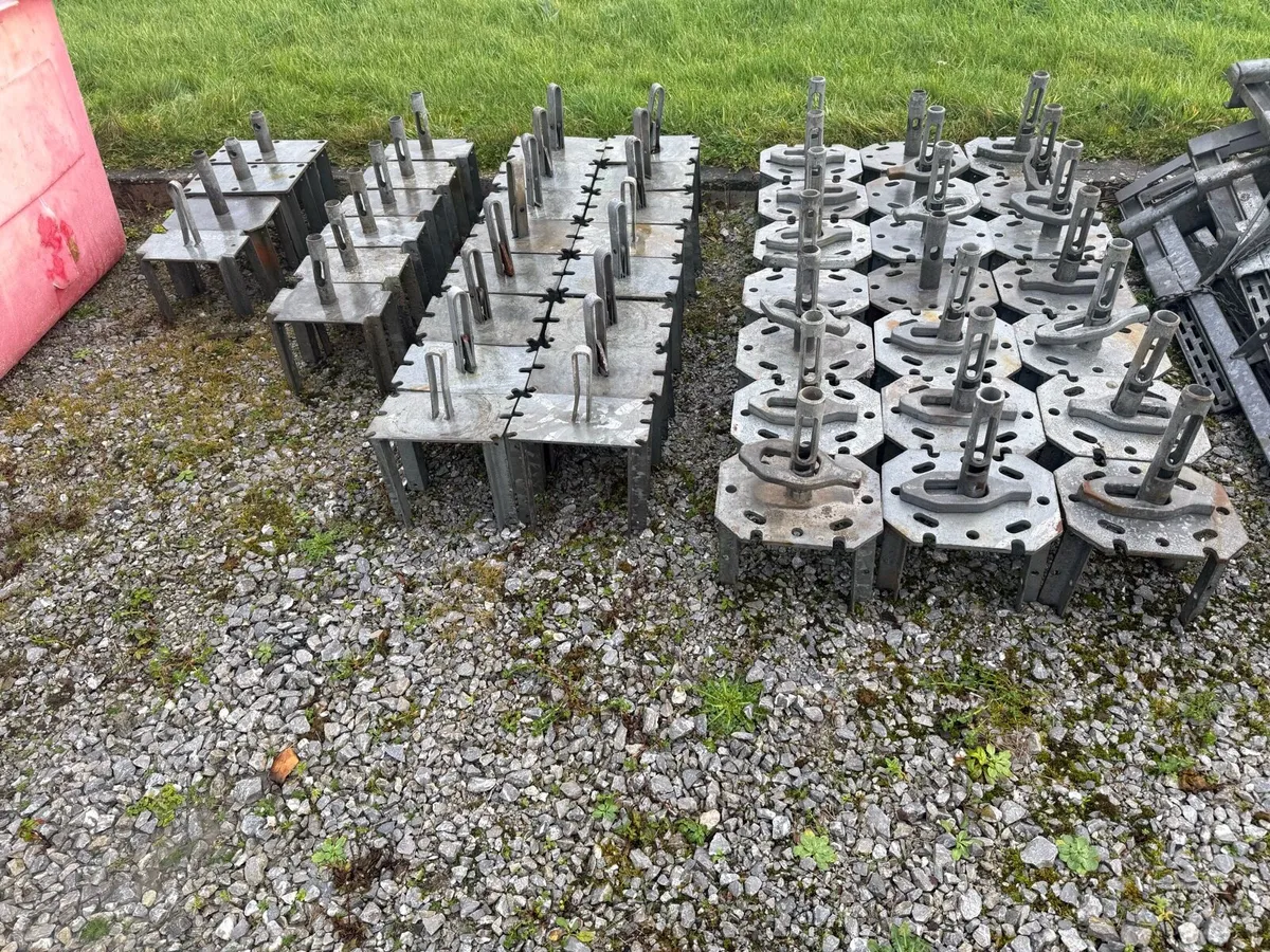 Doka 4 way head-H20 - Image 1