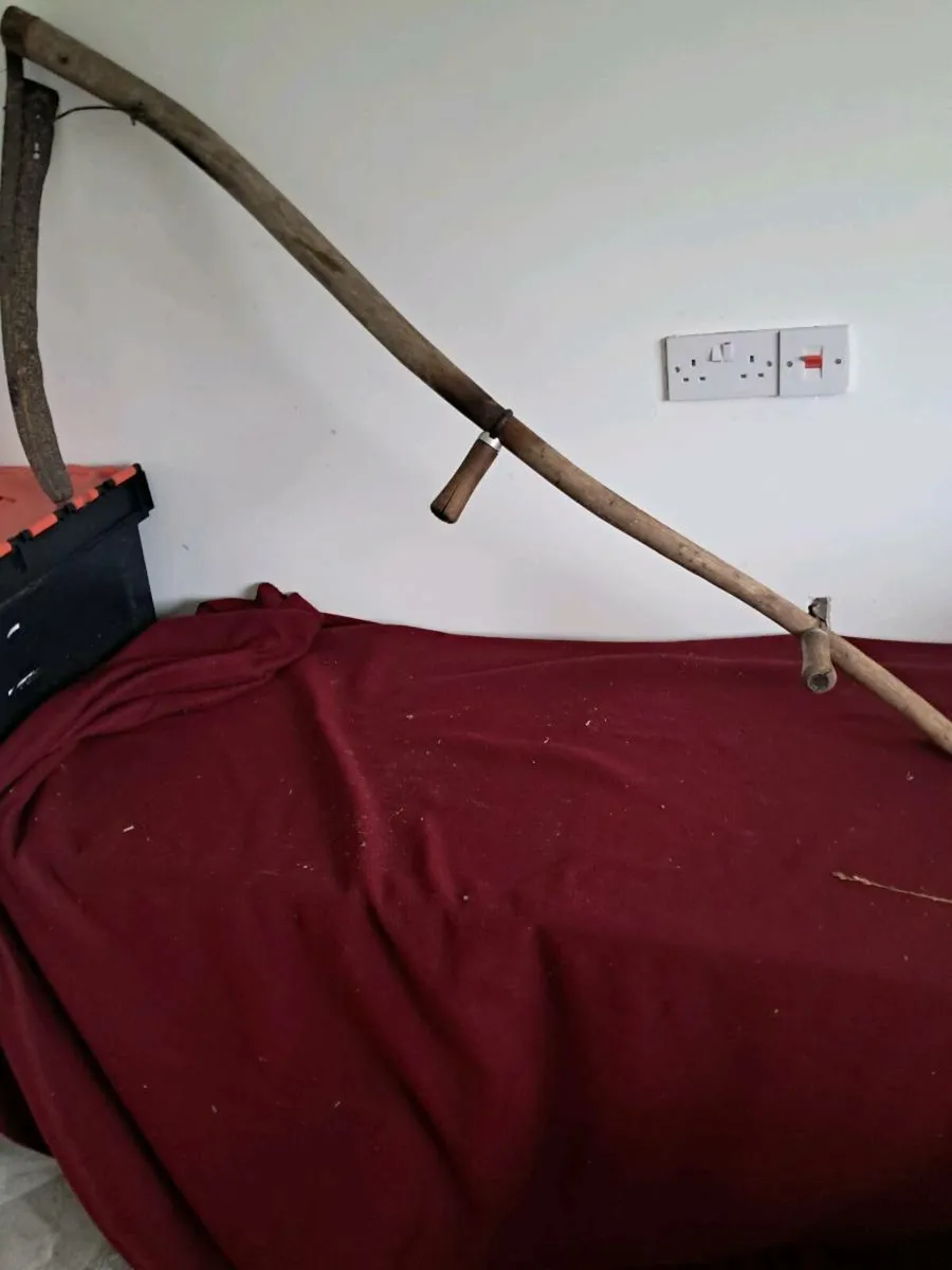 Vintage sythe - Image 1