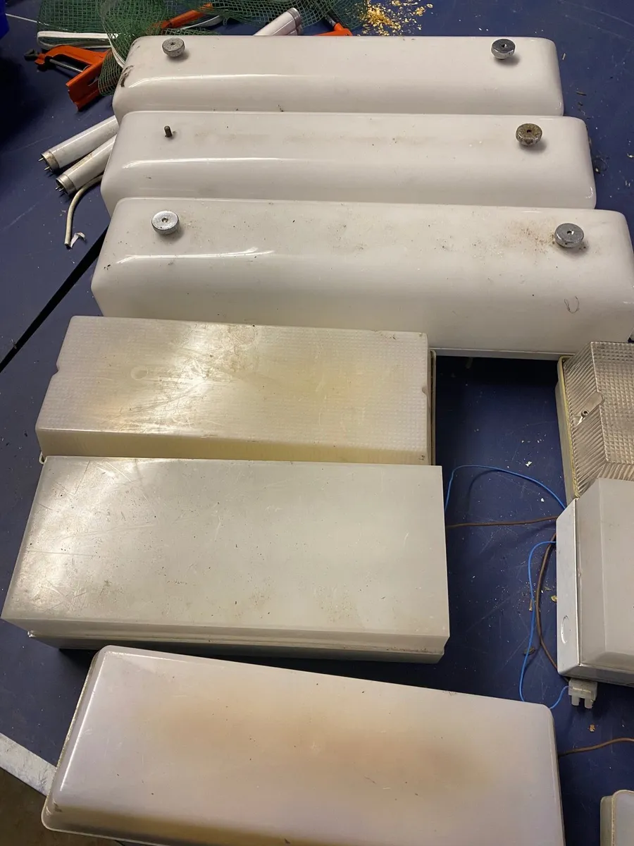 Emergency lighting - Image 2