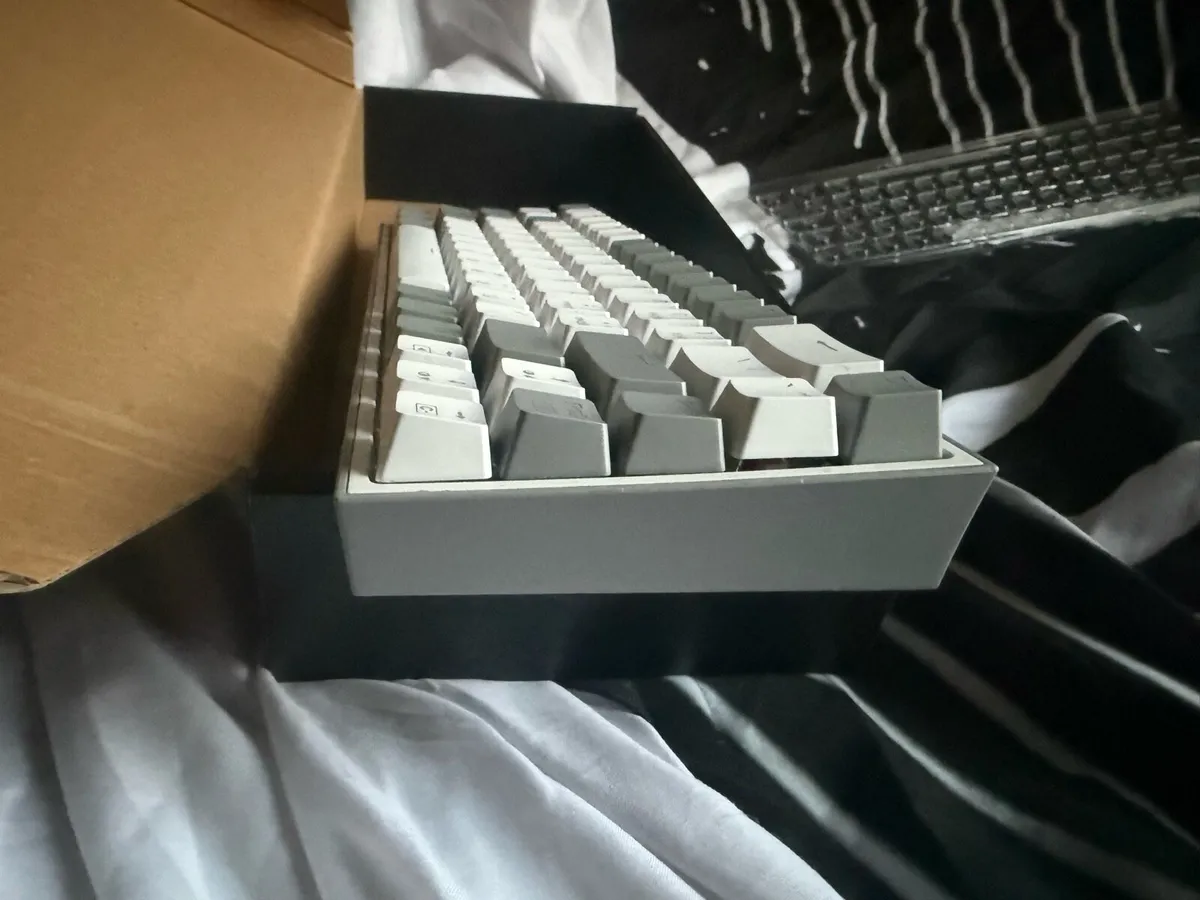 Reddragon Castor 65% mechanical keyboard - Image 4