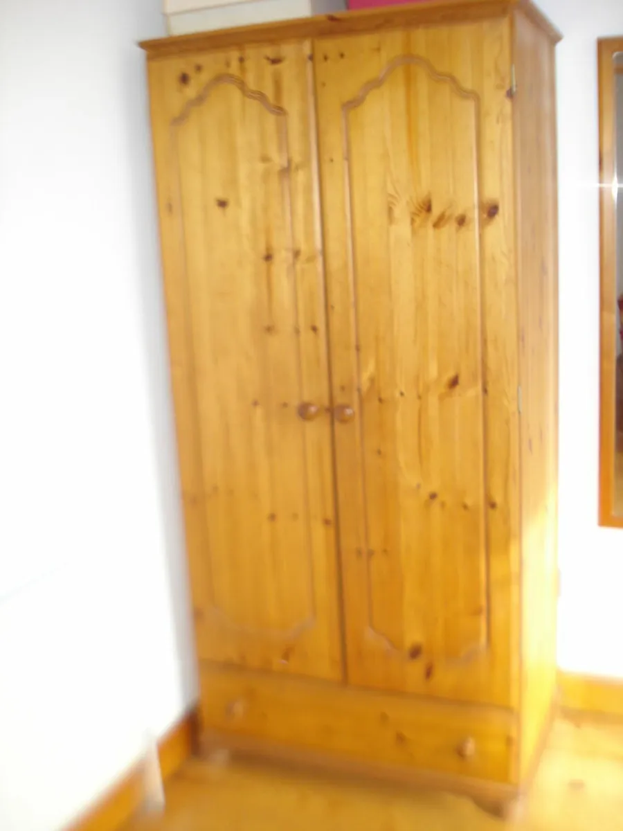 SOLID STURDY PINE WARDROBE WITH DRAWER. - Image 1