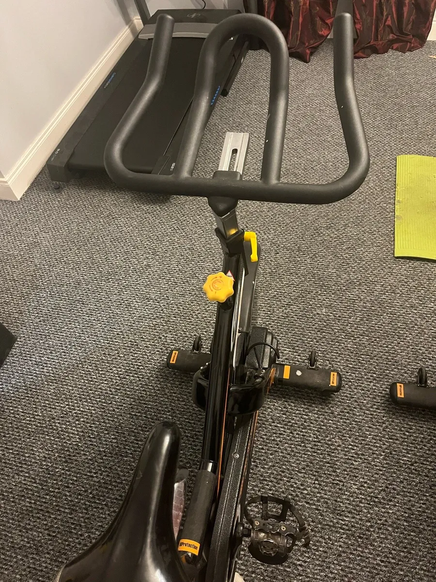 Exercise bike - Image 3
