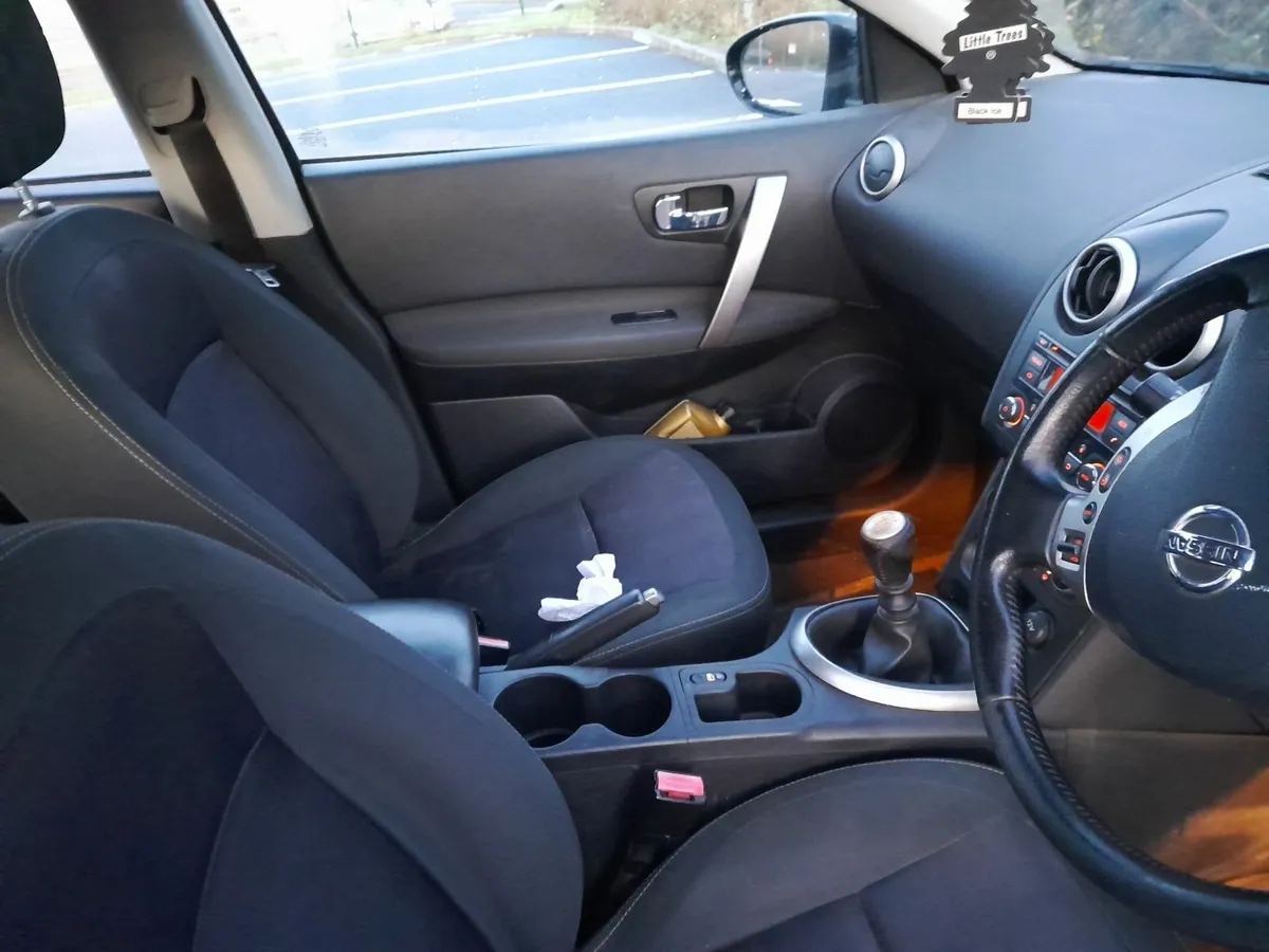 Nissan Qashqai 2013 - Image 2
