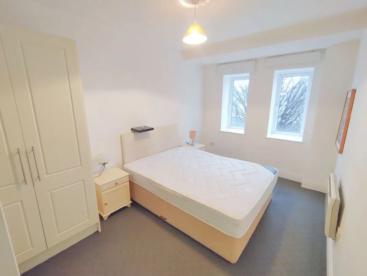 Abbey River Court 2 Bed Apt Limerick city - Image 4