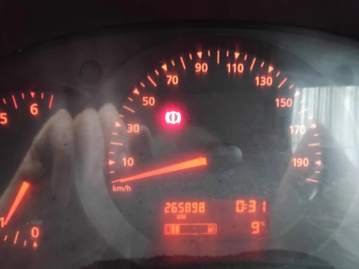 Renault Kangoo 2014 - Image 2