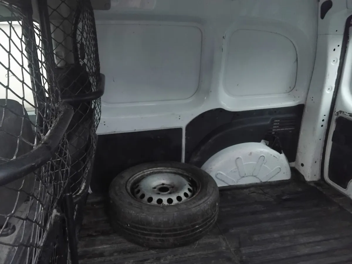 Renault Kangoo 2014 - Image 4