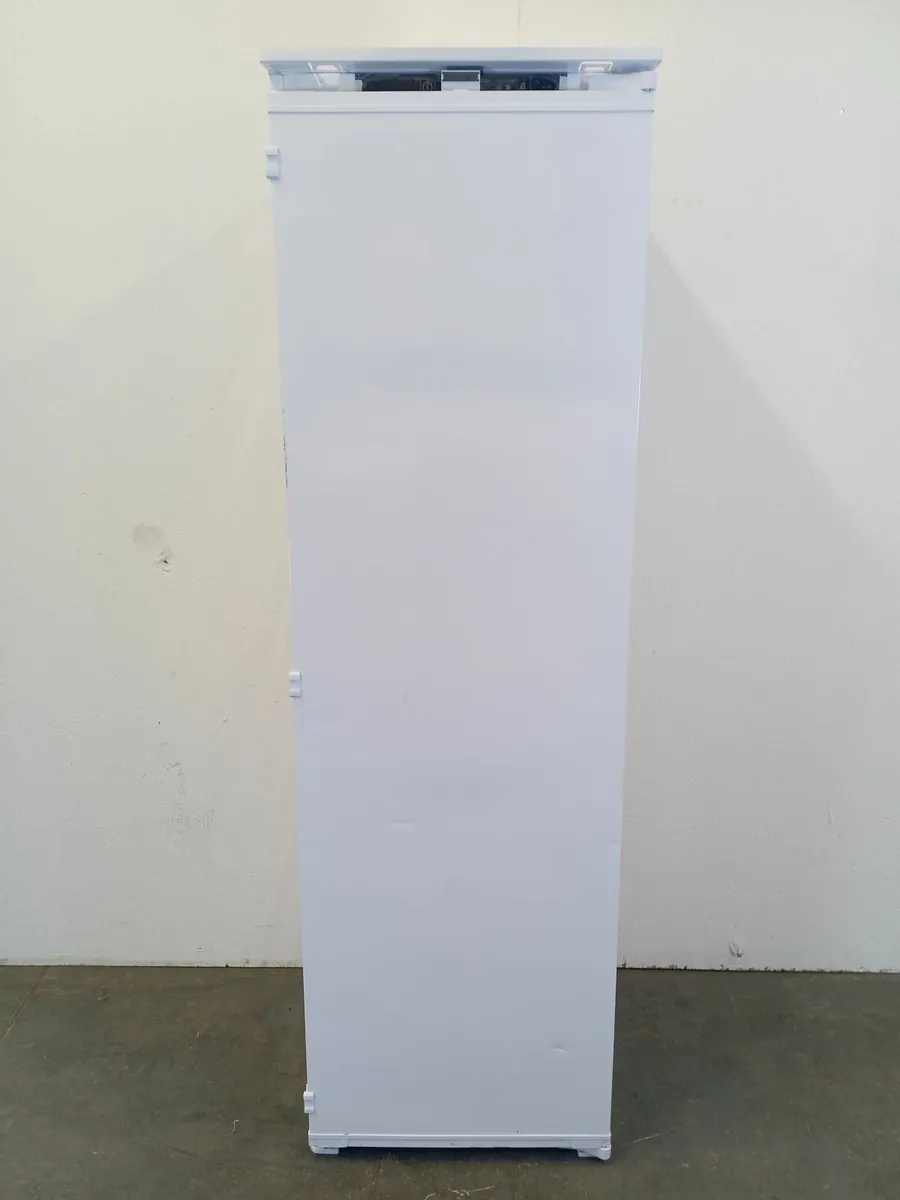 Integrated Larder Freezer EX-Display - Image 1