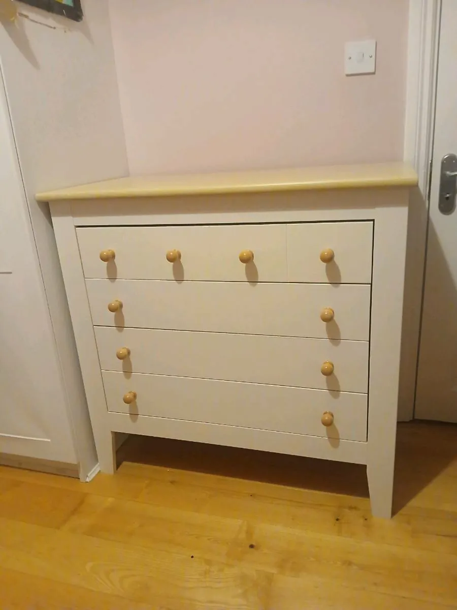 Chest of drawers - Image 3