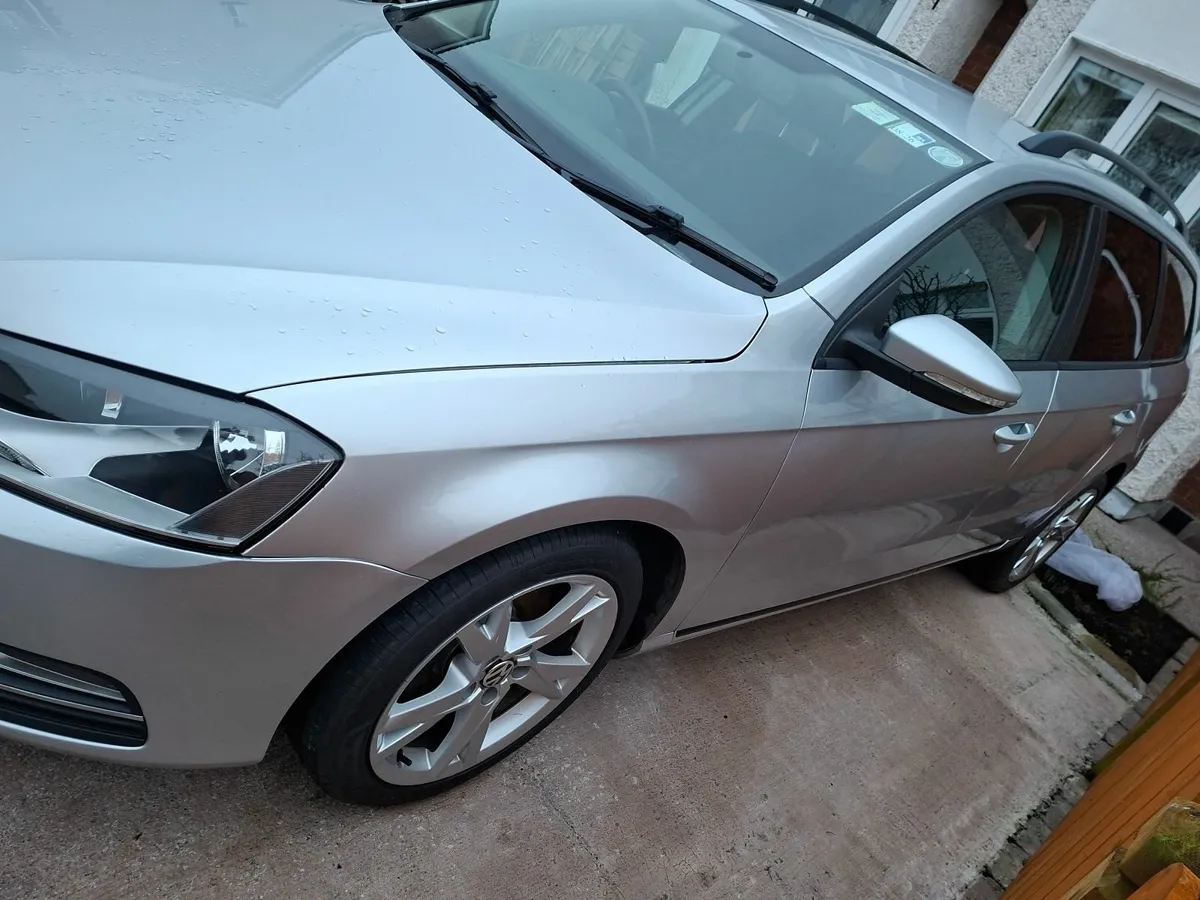 Volkswagen Passat 2014 - Image 4