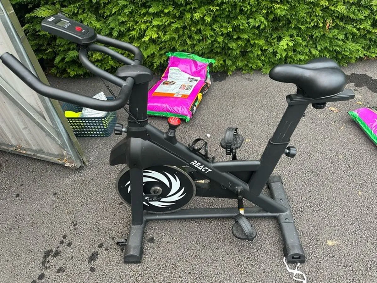 indoor exercise bike - Image 2