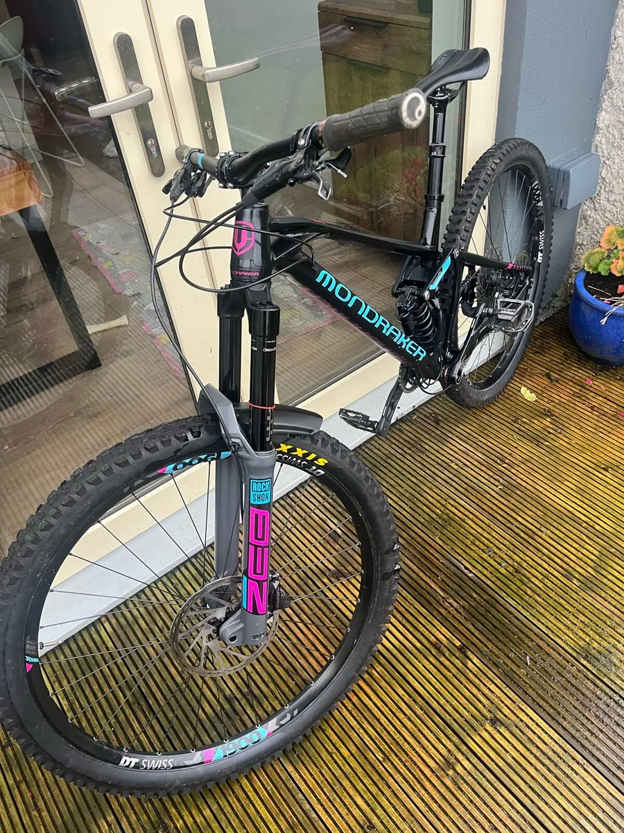 Mondraker Foxy XR 29 Medium Enduro Bike - Image 2