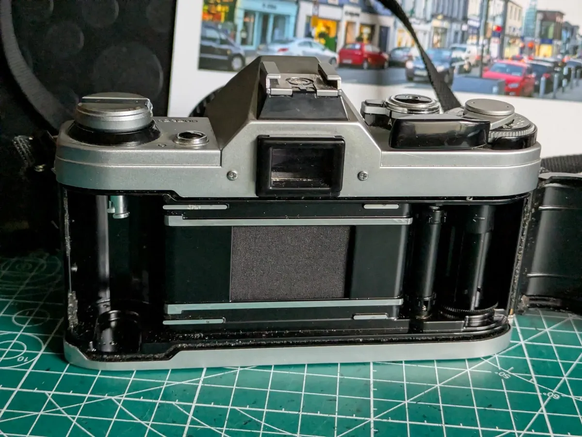 🎞️ Canon AE-1 film SLR camera +25-50/4  zoom lens - Image 3