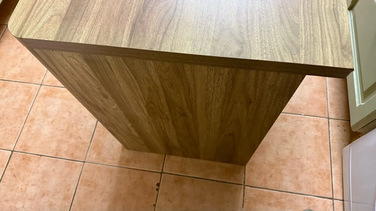 Office desk - Image 4