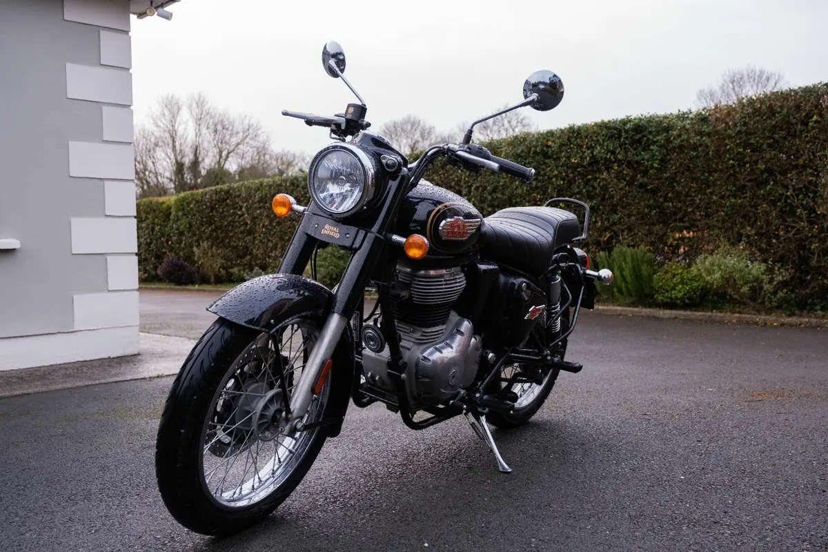 ROYAL ENFIELD Bullet 2024 - Image 4