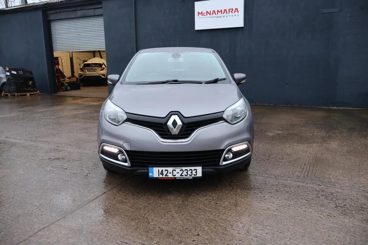 Renault Captur Low Mileage Exceptional Condition! - Image 4