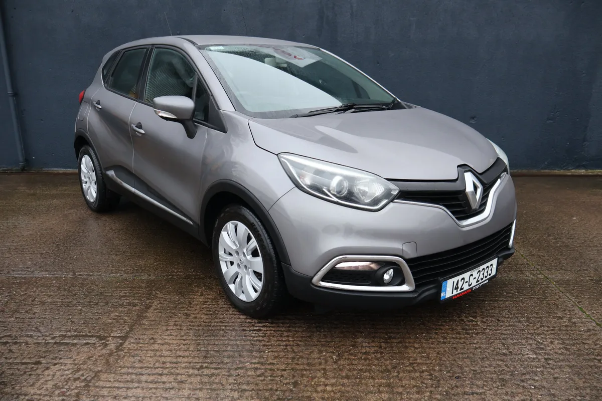 Renault Captur Low Mileage Exceptional Condition! - Image 3